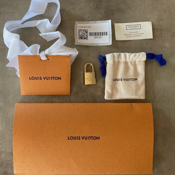 Louis Vuitton Alma BB Damier Ebene - Picture 14 of 15